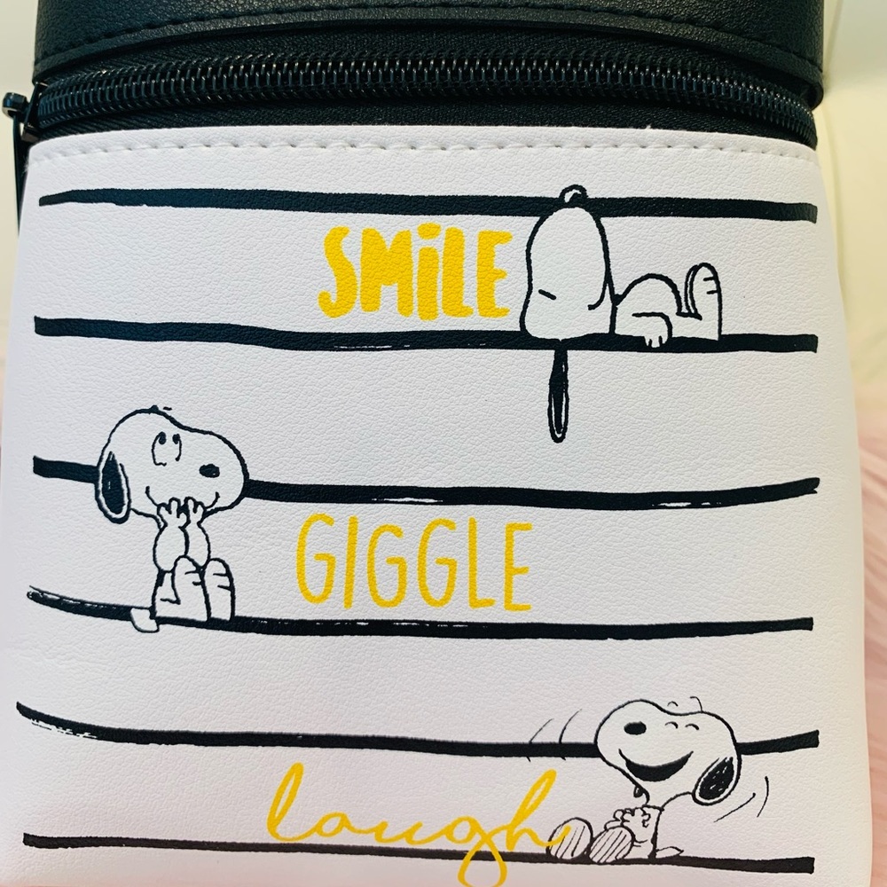 Peanuts Snoopy mini Backpack - Picture 7 of 7